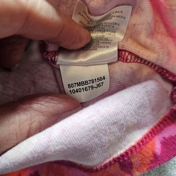 Jones New York Signature Ikat Print Tunic Top Medium Pink Orange Lace Neck - Picture 9 of 10